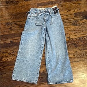 NWT: Levi’s Straight XL Jeans Size 25